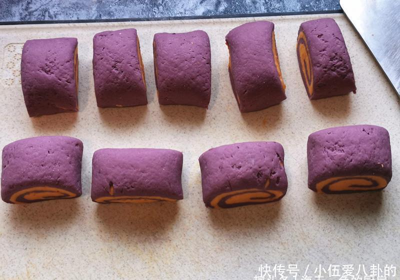 孩子不爱吃面食别愁,这个双色馒头好看还好吃,孩子见了准馋