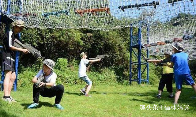 爸爸妈妈|“人来疯”的孩子遭人厌在了解这些好处前,可别早下定论