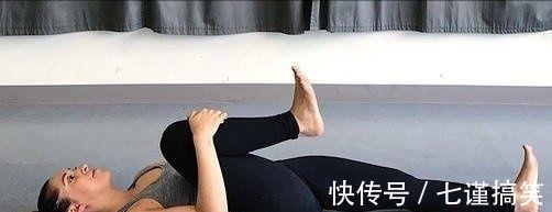 肘部|练瑜伽,如何拉伸臀大肌,让臀部更饱满!