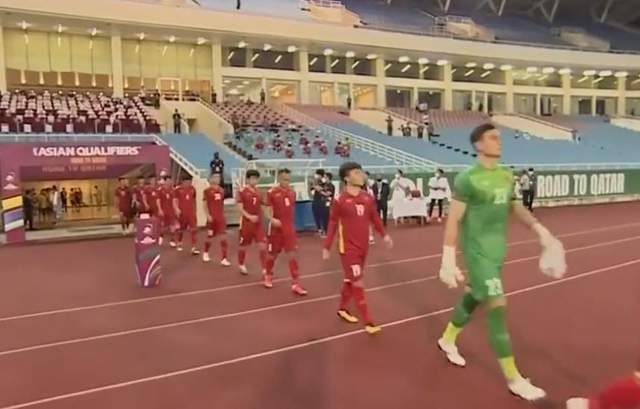 世界杯|李玮锋谈国足主帅:我们需要李铁,但不反对好的外教帮助我们!