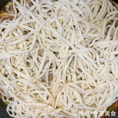 这道香气扑鼻的豆角焖面，我打赌99%的人都没吃过