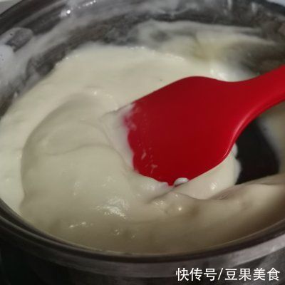 砂糖|妈妈最拿手的生椰拿铁蛋糕，被我偷学到了