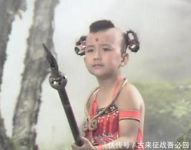 手里|收服红孩儿时观音为何要在孙悟空手里写字?写的什么字?