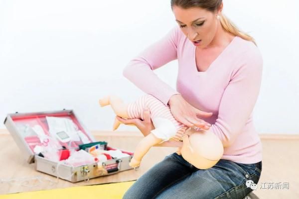 心搏骤停|这些急救方法一定要学会！能救命→