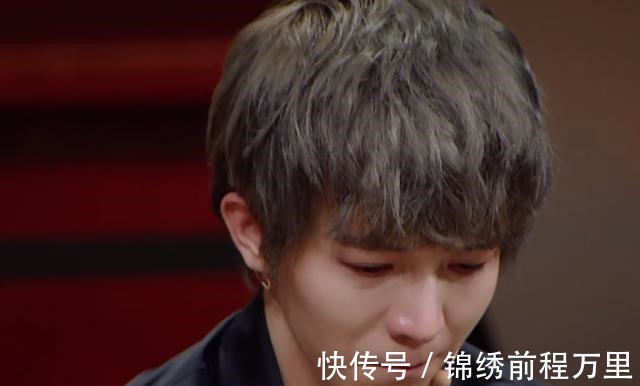 手撕|爾冬升手撕郭敬明之后,在場(chǎng)評(píng)委紛紛發(fā)表感言,畫面極度虛偽