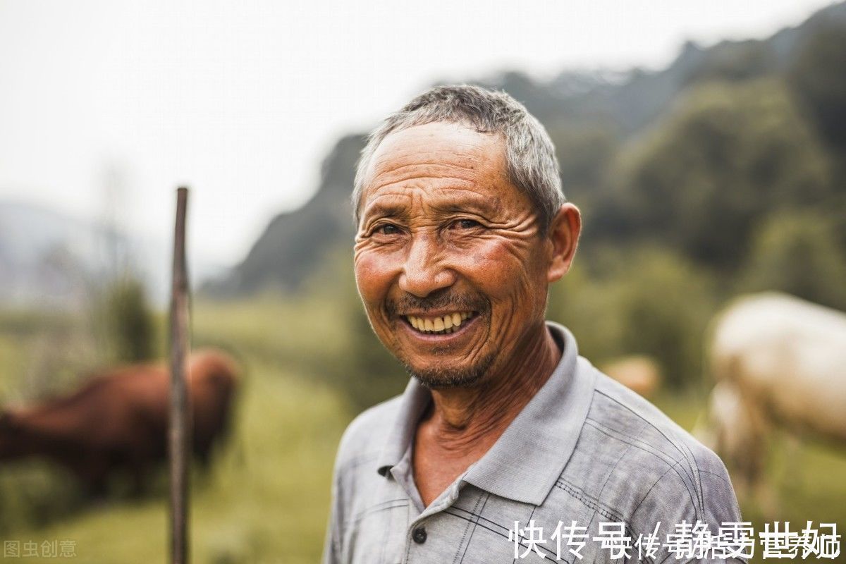 中老年人|补钙没有必要吃钙片？说得没错，营养师：这2种食物比吃钙片强