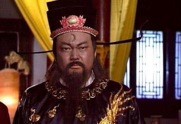 官职|神探狄仁杰和铁面包青天他们谁做的官职更大?答案并不是你想的那样
