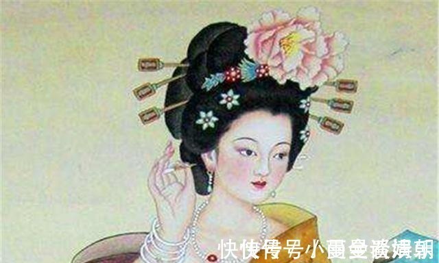 狂傲$李白写给杨贵妃的一首诗,放下狂傲,尽显温柔,贵妃也被其迷倒了