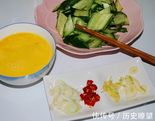 大葱|鸡蛋和它一起炒,头发乌黑,口臭没了,睡眠也好了,不懂就亏了!