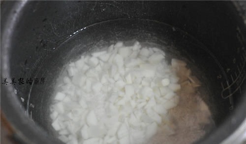 龙眼|山药和“它”是绝配,温和养脾胃,皱纹消失了,头发乌黑变柔顺