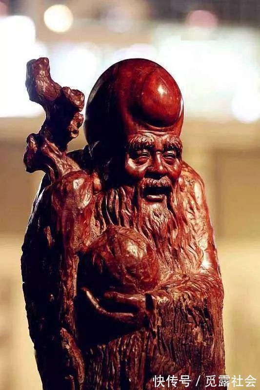 齐白石#最具收藏价值的木雕作品，都是什么样子的