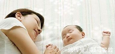 被子|宝宝和妈妈搂着睡就凭这一点也不能睡在一起,好多宝妈都做错了