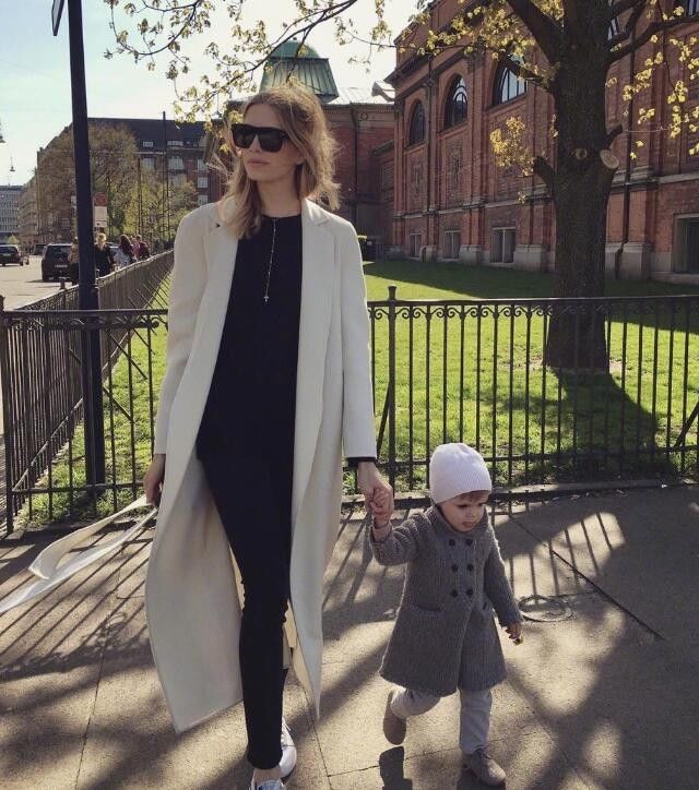 俄罗斯名媛lena Perminova 有着逆天长腿 还是仨个孩子的辣麻