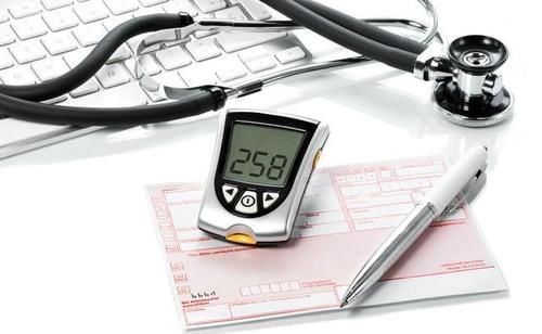 糖尿病人泡沫尿时有时无,是什么原因?本文为你说清