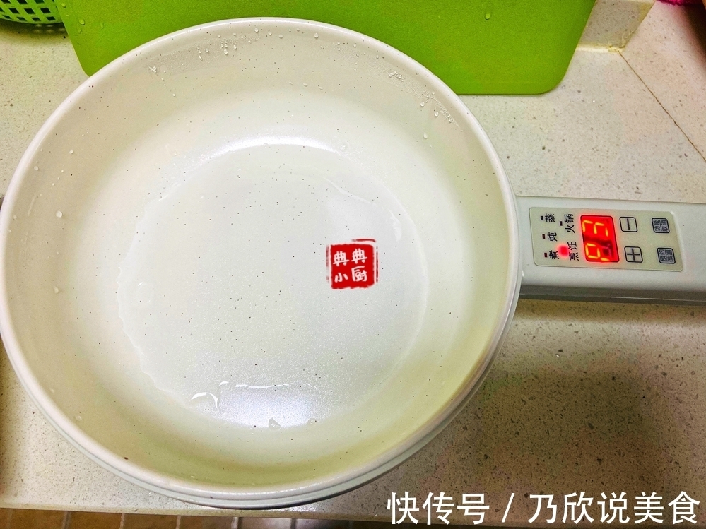 都说青菜豆腐保平安，所以这汤不要错过了，好喝易做
