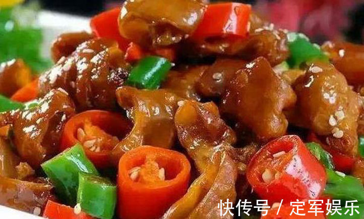 双椒猪肠|美食推荐：双椒猪肠，美味的鸡胗肉，爆炒鱿鱼，肉馅蒸茄龙的做法