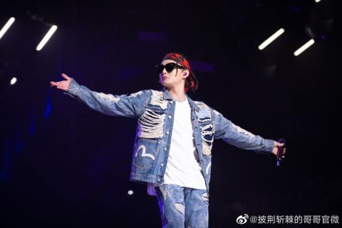 黃貫中|熱狗力挺趙文卓，陳小春為胡海泉解圍，日久才能見人心