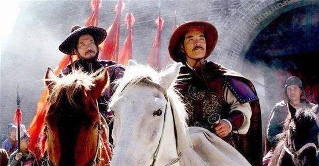 大顺|李自成建立大顺政权,却只当了42天皇帝,期间他做了什么