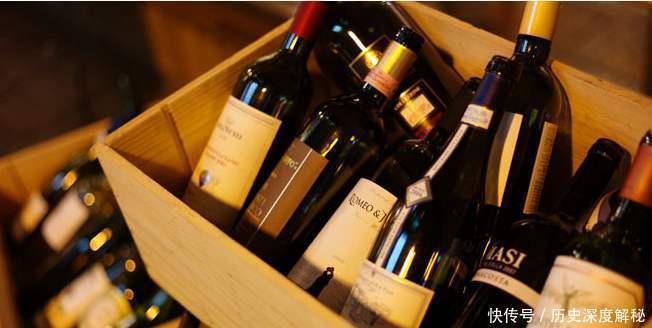 价格|酒水的利润高吗?不就是用粮食造的吗?为何卖这么贵?