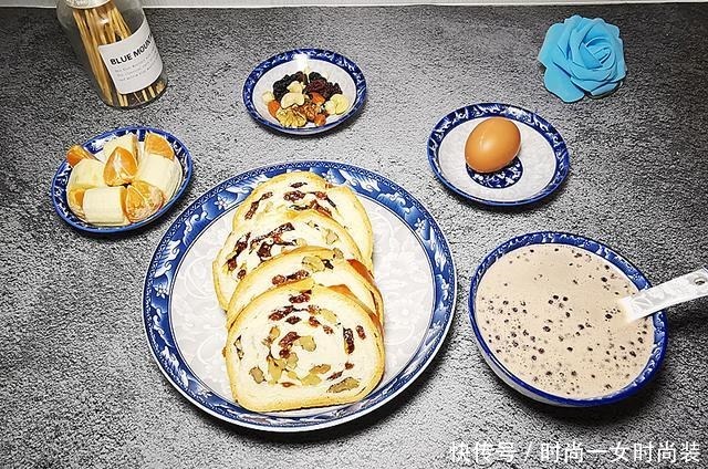 朋友圈|一个杭州女人的早餐,走红朋友圈,网友难怪40岁了,身材这么好