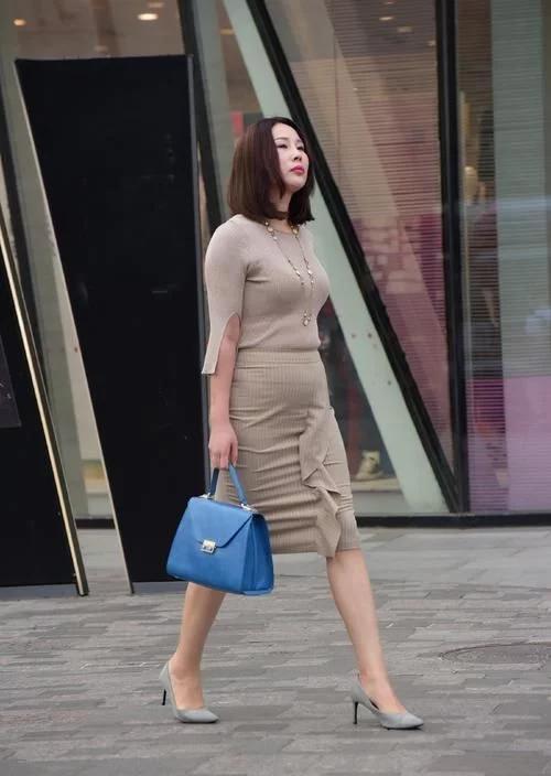 健美裤 夏季的清凉装,精致美丽又显轻盈的美,轻松提升穿搭感