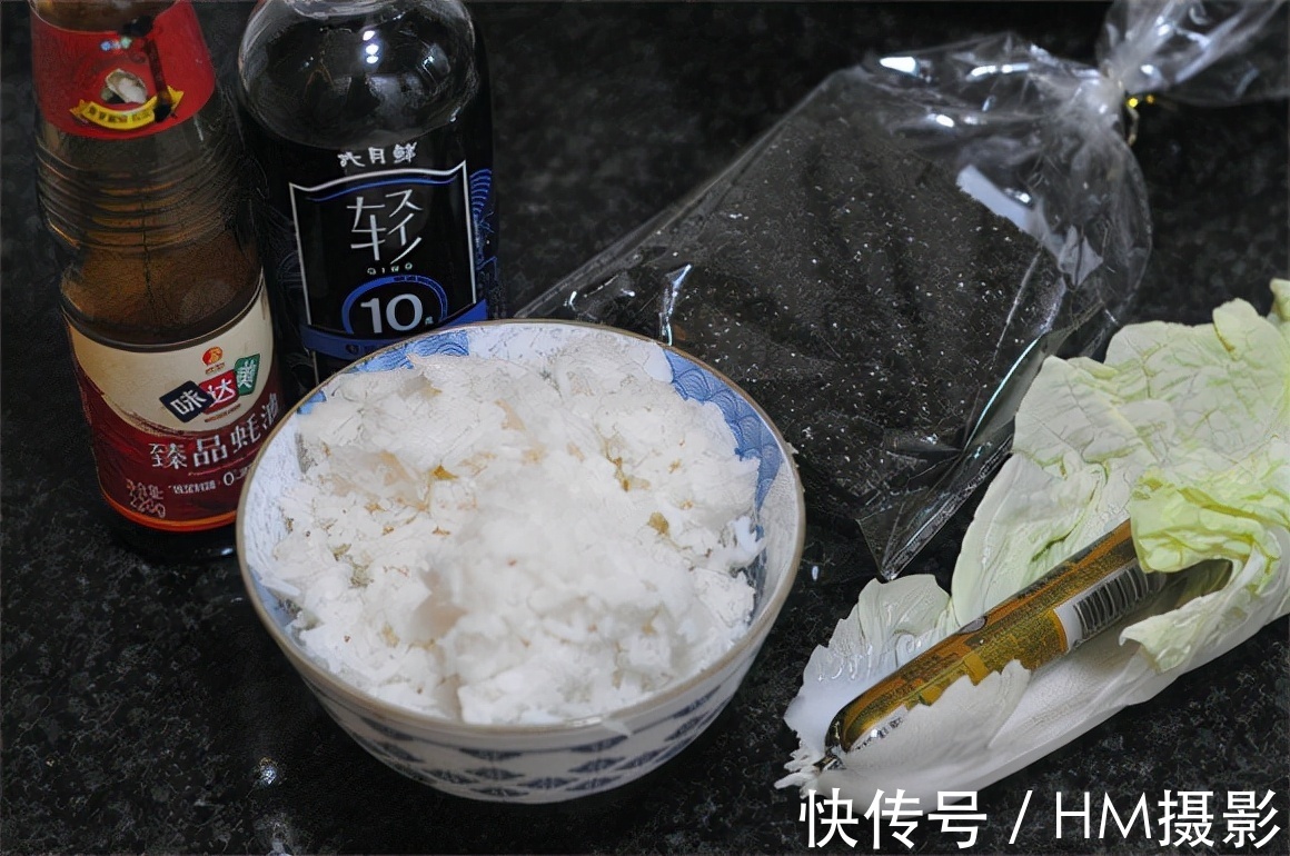 剩米饭别炒啦,试试新做法,儿子一口气吃6个,连吃3天还不够