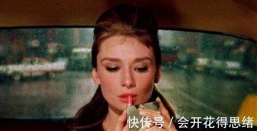 项链 戴妃有多时髦一条项链戴出几种风格穿搭,堪称殿堂级的时髦精!