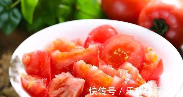 白糖|白糖拌西红柿,只放白糖可不对,多放一点它,汁水多还香甜好喝