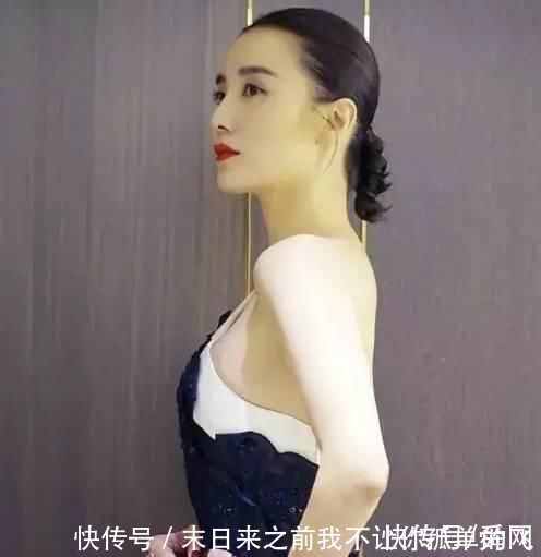 锁骨发 这发型有毒!今年超流行锁骨发,一夜间女明星们全开始这样扎