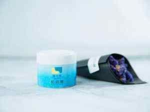 拥有一双好看的手是什么体验？手部也要保养，减少粗细纹