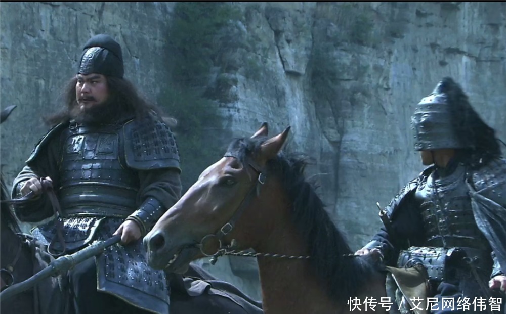 真实的长板桥之战,张飞真的以二十骑击退百万曹军?他究竟多厉害