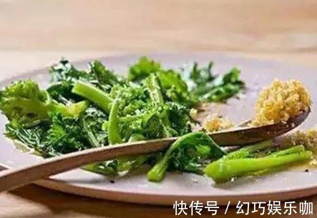 绿叶蔬菜|不能二次加热的4种食物，提前了解一下，下次别吃错
