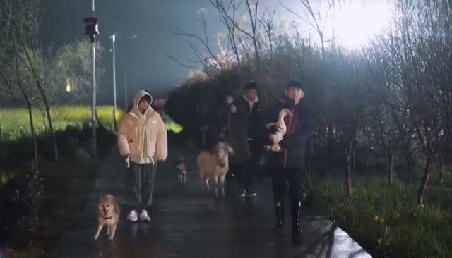 彭昱畅 向往的生活5:艺兴被指导学习新技能,导演刁难嘉宾,反而很高兴