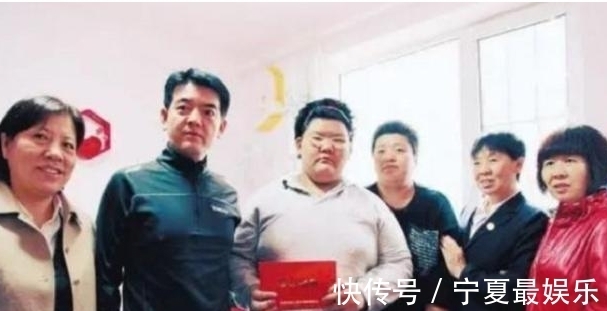 才力|举重英雄才力:8年夺60个冠军,33岁病逝,去世14年女儿网上求助