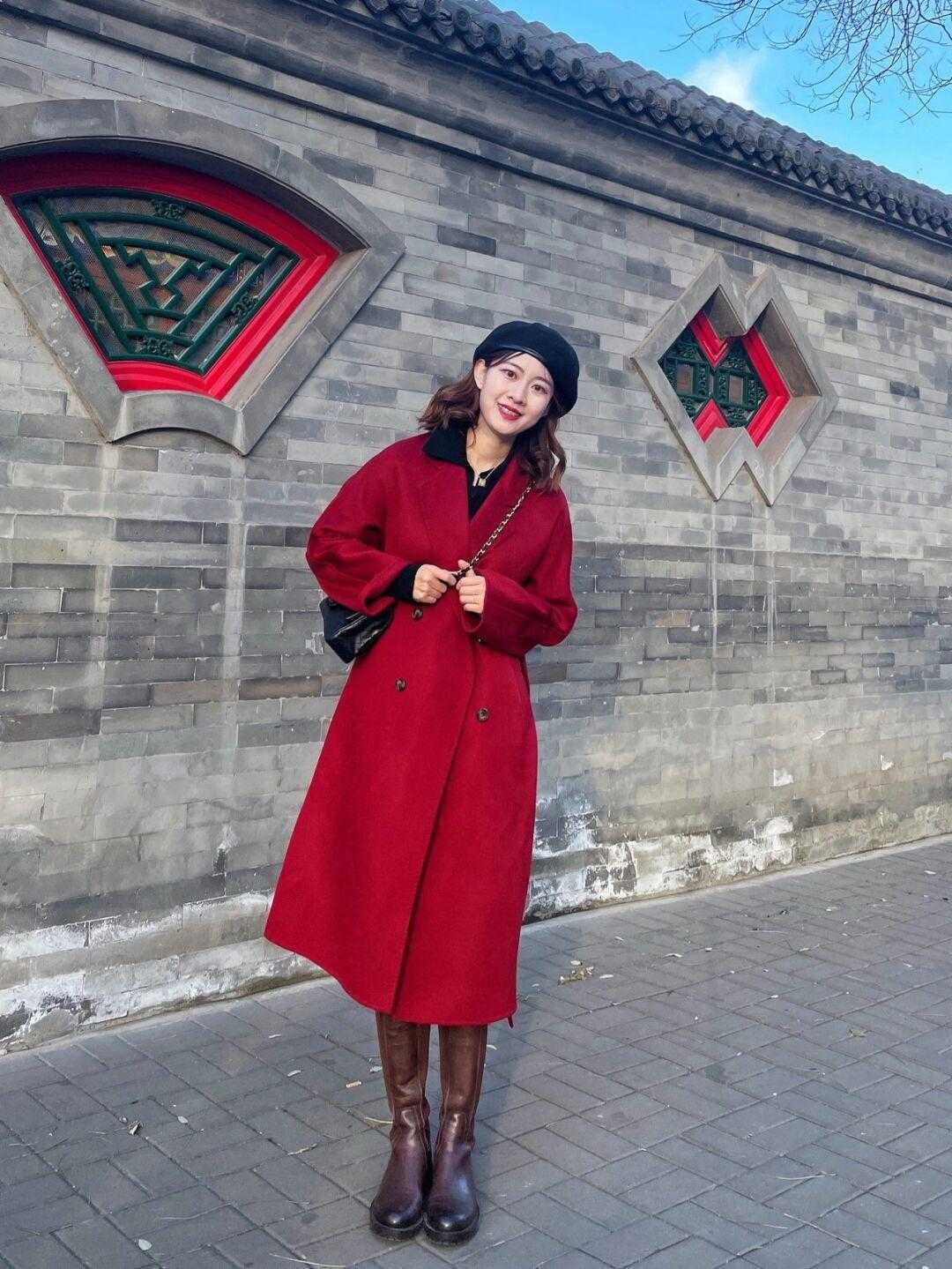 喜庆 元旦跨年如何穿?原来红色外套这么喜庆,太适合跨年了