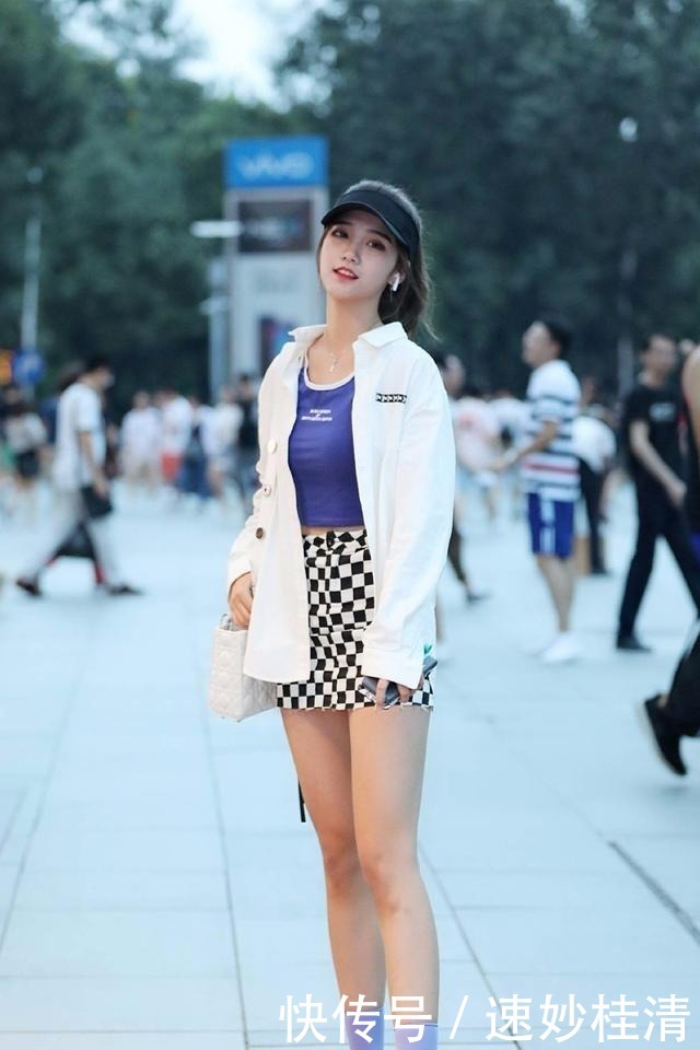 成熟|裙装搭配典雅,显露靓丽风采,散发女性成熟魅力