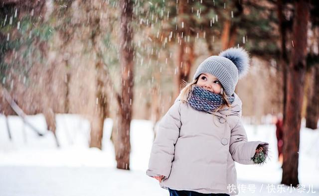 丽丽|孩子冷不冷,可不要家长觉得!这两个部位凉时,说明孩子真冷了