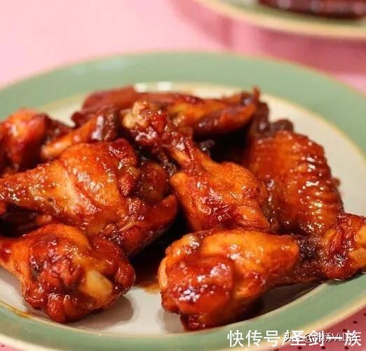 周末家宴菜单，12道菜不精致但合胃口，好吃又实惠，网友：求蹭吃