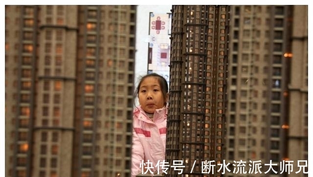 名下|“错换”事件中的房产纠纷，改变了我将房产直接写给子女的打算