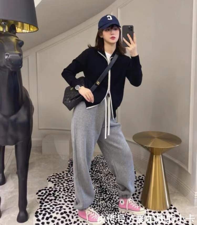 棉服|超好穿的运动裤火了,今年春天日常穿搭,少不了它的身影