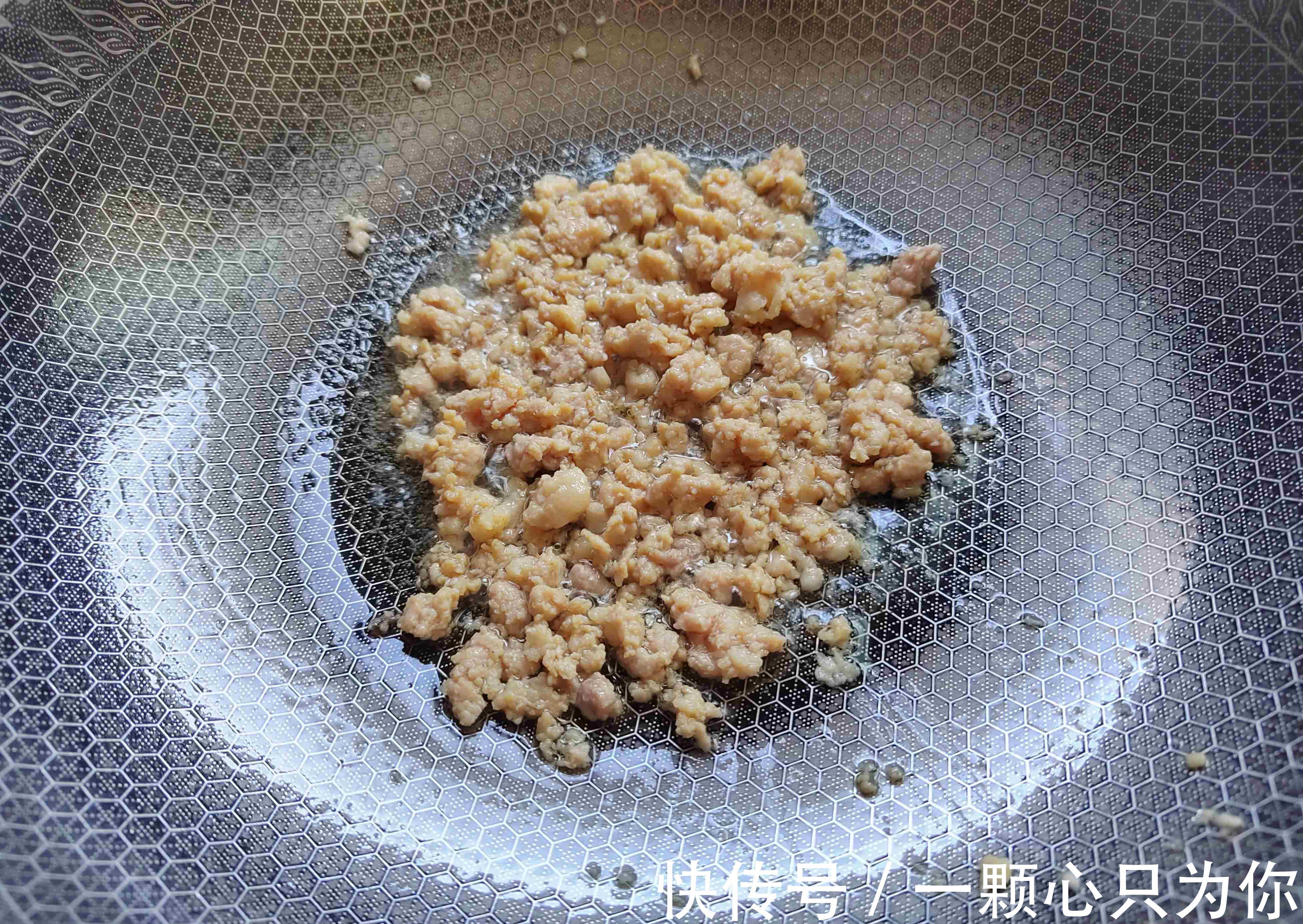 冬天|冬季进补,少吃大鱼大肉多吃此菜,5元蒸一大盘,温和又营养!