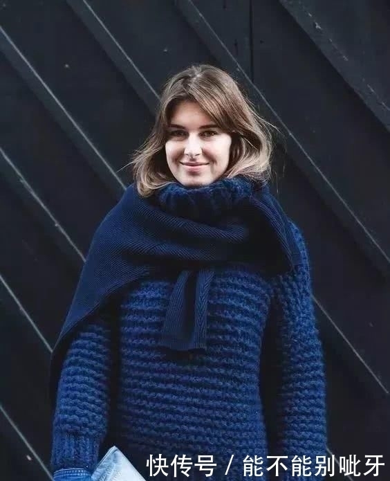 围巾搭配小心机,这个秋冬时髦和温暖全都有了