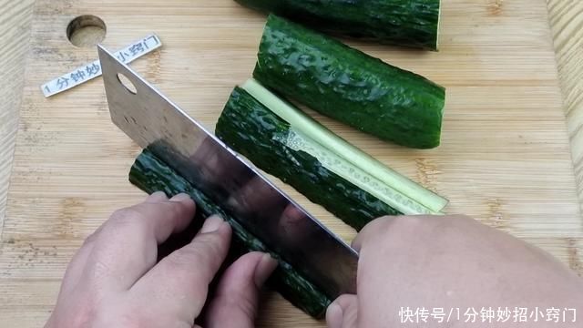 黄瓜|黄瓜这样炒才好吃，清脆爽口又解馋，一次3碗米饭都吃不够