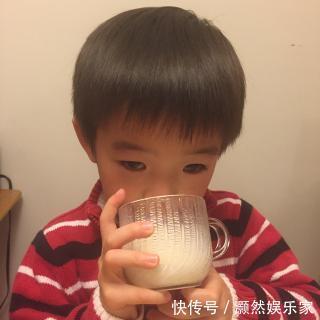 黄金期|别给娃熬骨头汤了,夏季长高黄金期,掌握3点,孩子猛长个