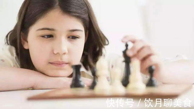 父母|3种性格的孩子,走向社会容易吃大亏,父母正确引导很重要