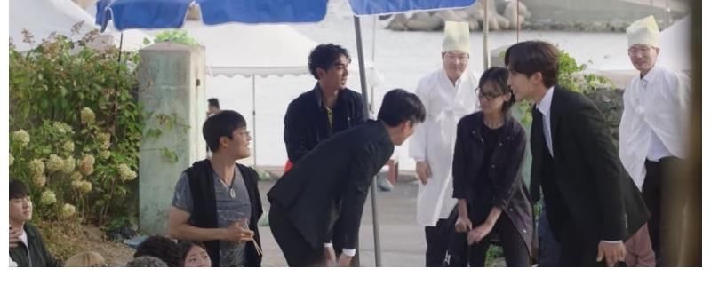 《海岸村恰恰恰》金宣虎申敏儿上演求婚接力,暖心角色领便当引爆泪腺