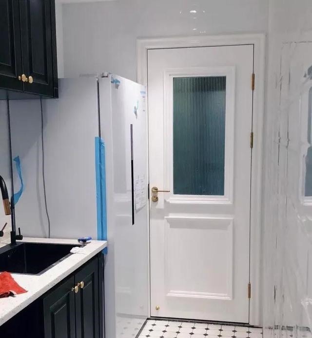 空间|如果房子不大,这些地方建议尽量利用好,很多人不懂,空间白浪费