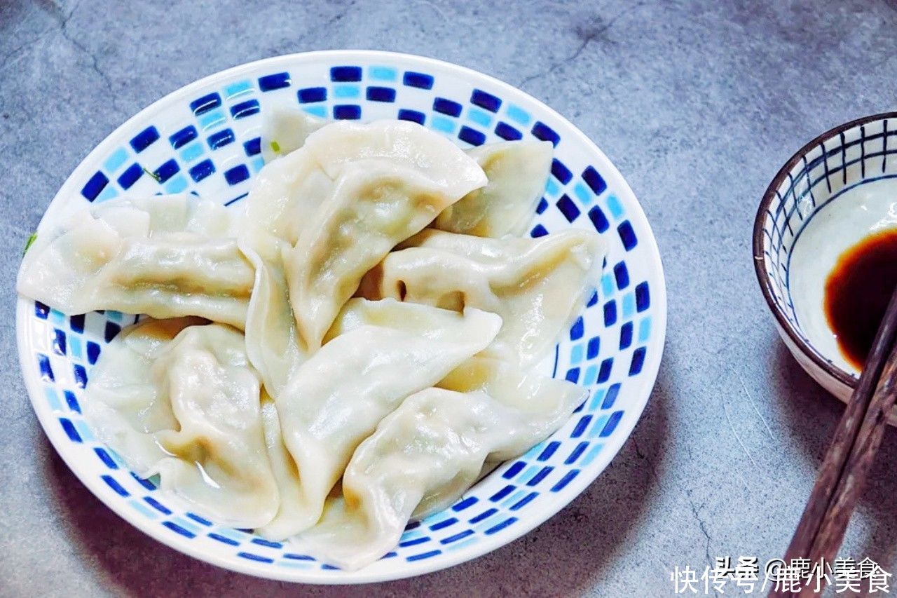 猪肉馅饺子|三伏天,我家最爱用这“苗”包饺子,健脾益气和胃,营养清鲜多汁