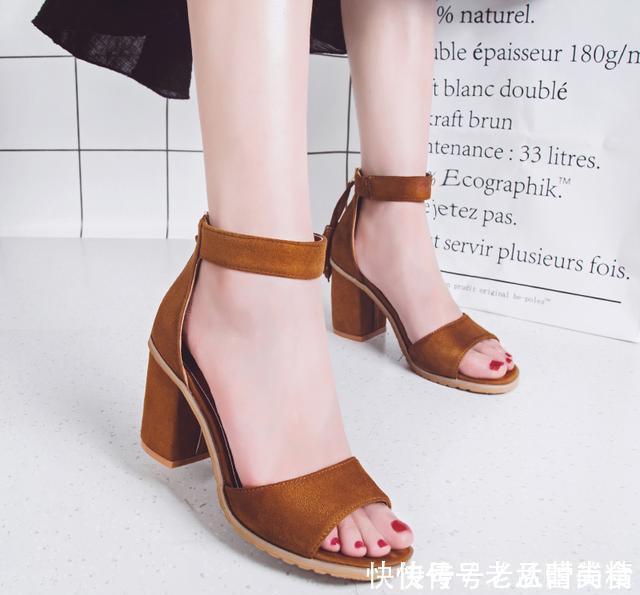 气质|女人气质就靠高跟鞋,6款正热的高跟凉鞋,穿出自己的时尚