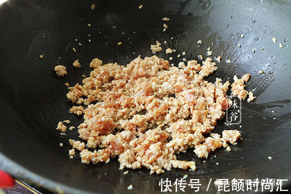 肉末|三伏天流汗多,此高钾菜记得多吃,加料锅里一炒,脆嫩入味真下饭